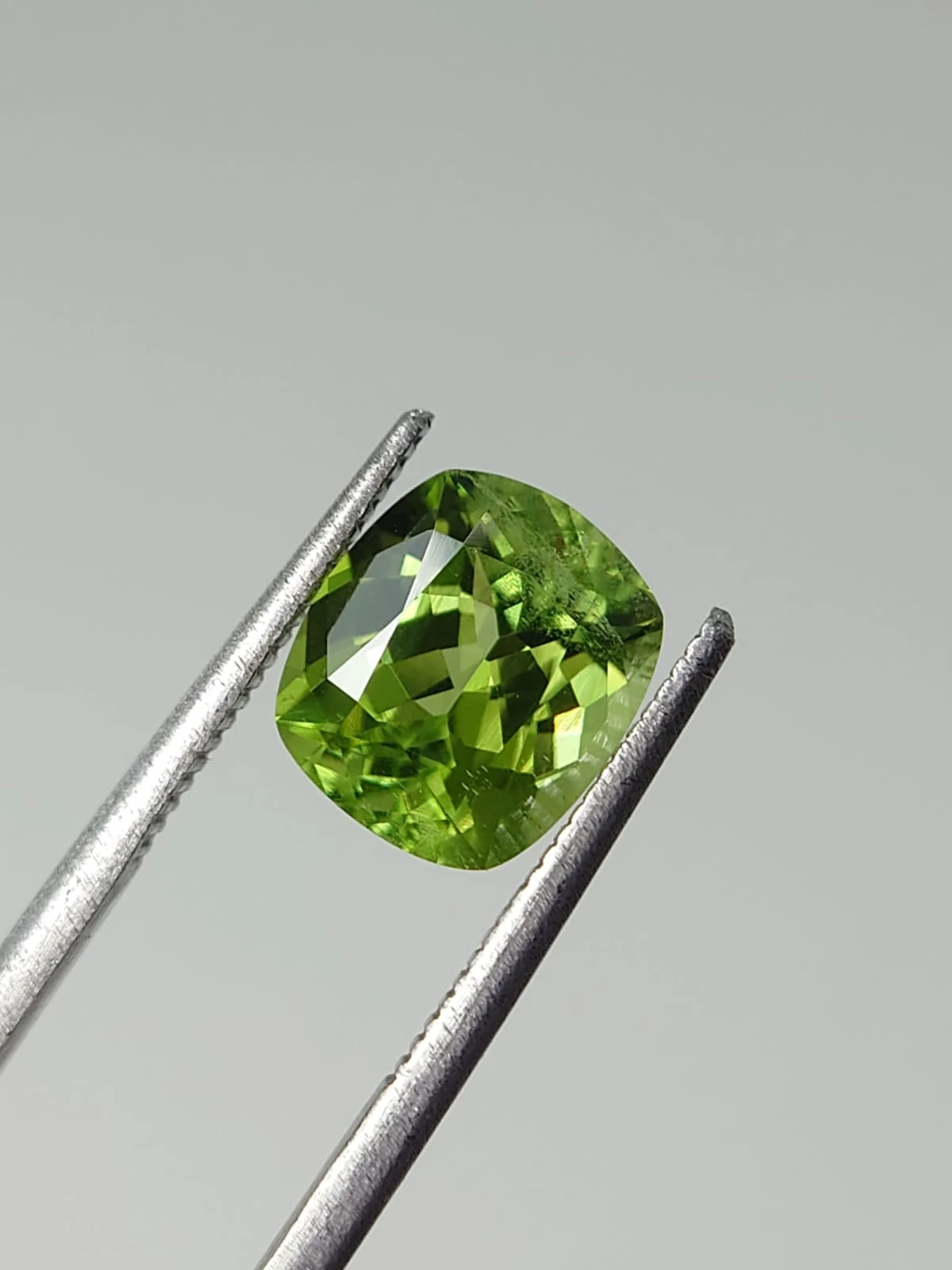 2.91ct Natural Peridot Cushion Cut Loose Gemstone From Pakistan — view 2